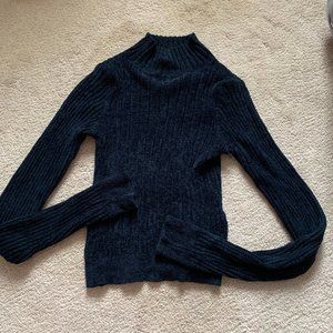 urban outfitters navy turtleneck crop top